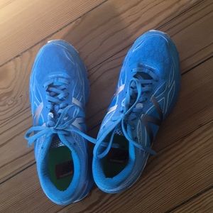 New Balance 870 v4, size 8.